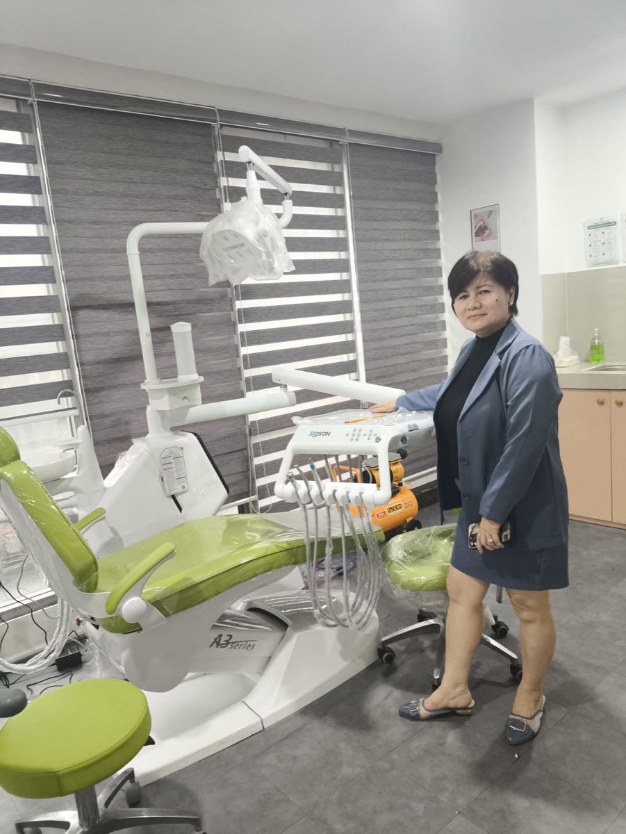 A replacement ROSON dental chair delivered to a client clinic