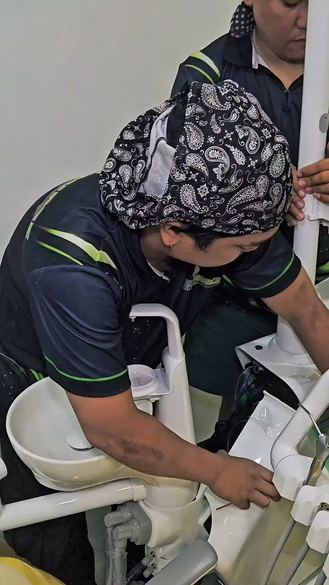 Working at the assembled DX-A3 unit in the clinic