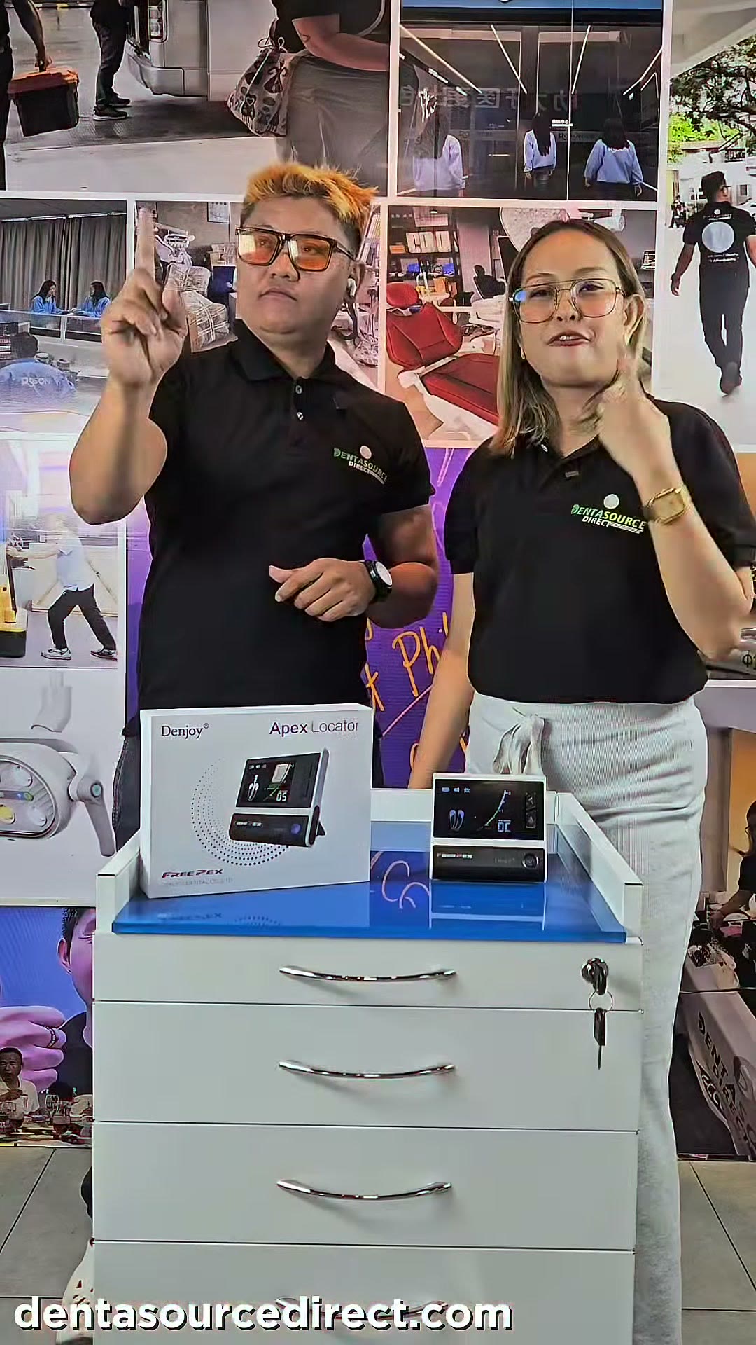 Holding up the Denjoy apex locator box at the counter