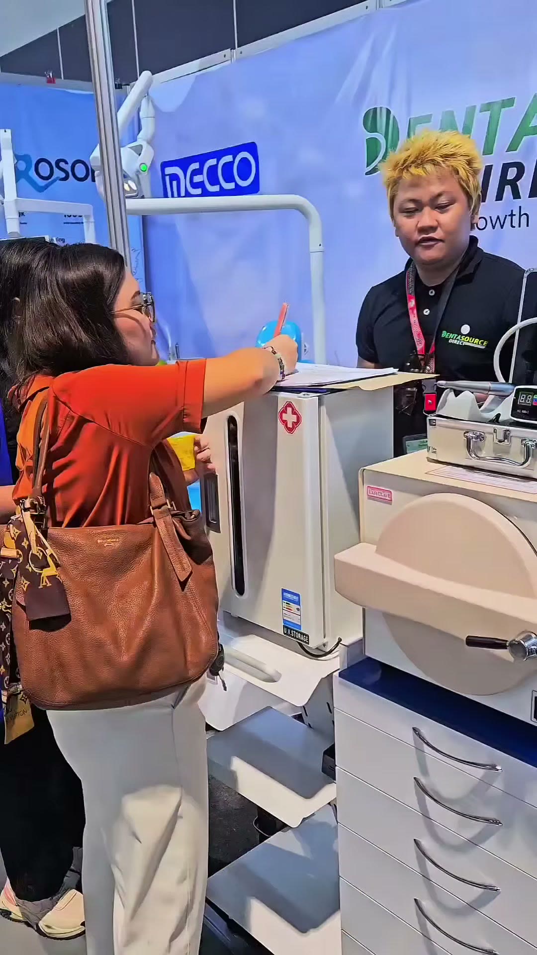 Demonstrating the delivery unit
