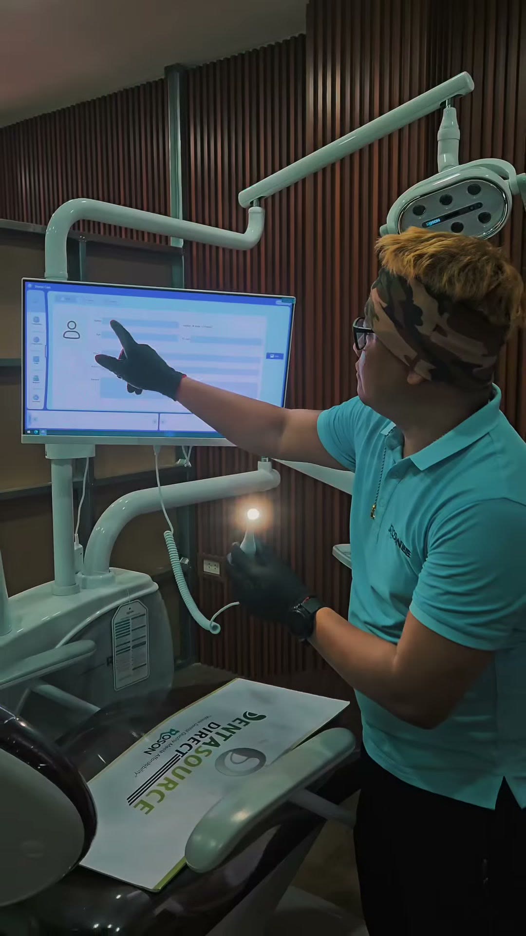 Walking the dentist through the ROSON control screen